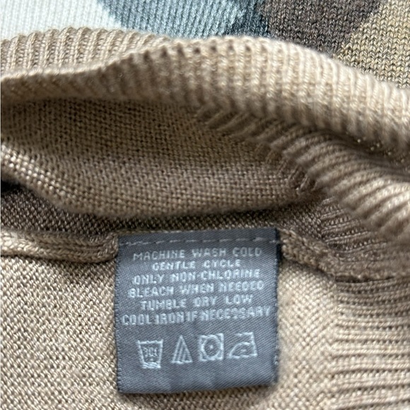 Tricots ST Raphael Size XL Men’s Long Sleeve Argyle 100% Acrylic Sweater - Picture 4 of 5